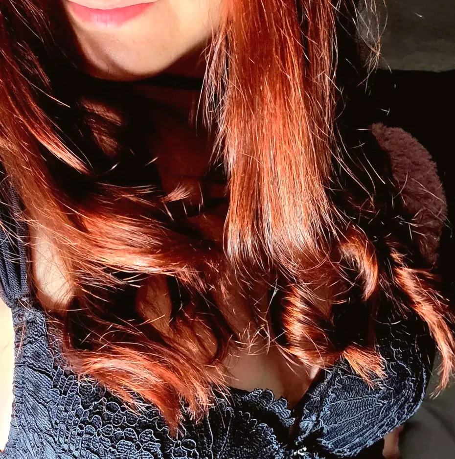 Christina, 29