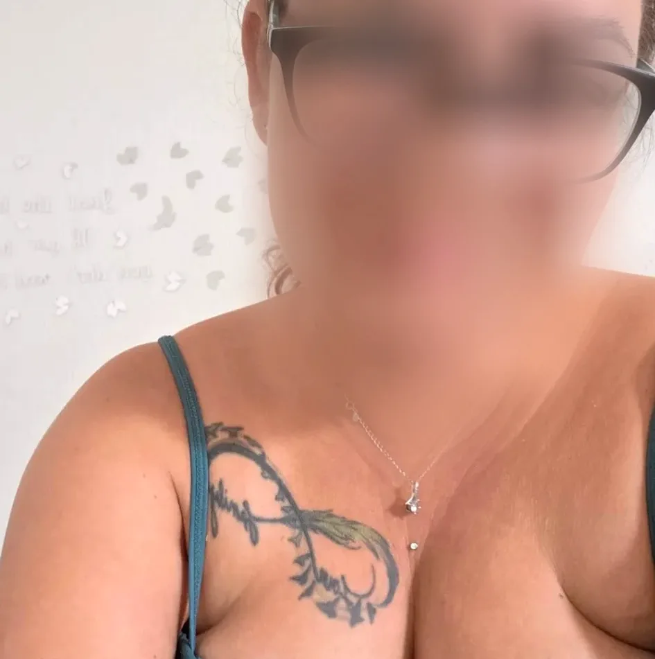 Kira, 37